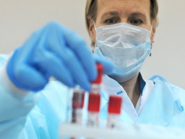 Попередні дані щодо застосування дексаметазону для лікування пацієнтів з украй тяжким перебігом COVID‑19