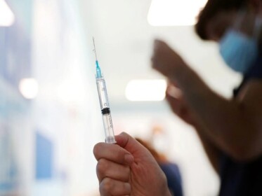 Нова вакцина проти варіанта Омікрон демонструє обнадійливі результати