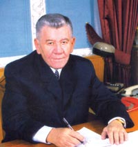 Євген Гончарук