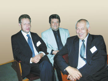 Зліва направо: Сергій Возіанов, Степан Біляк, Володимир Винниченко