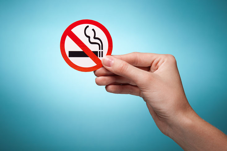 Как лучше всего защитить некурящих людей от воздействия табачного дыма?