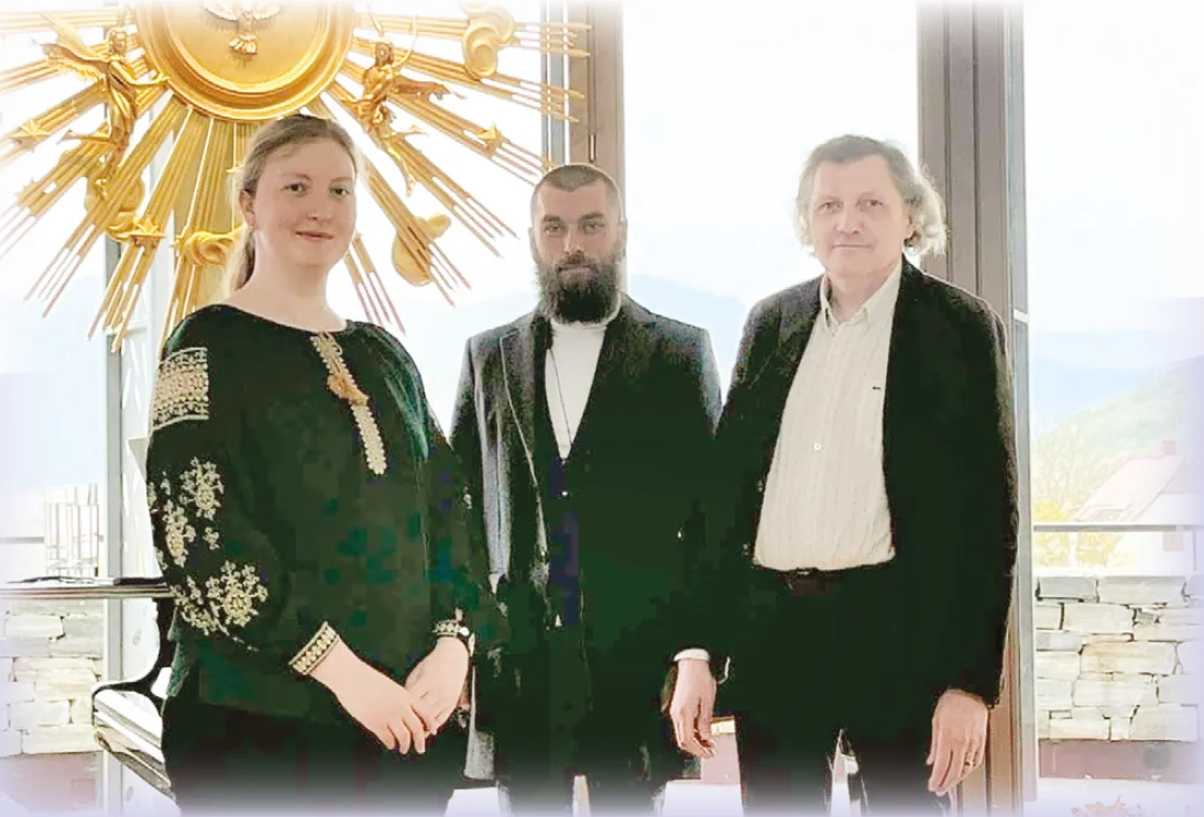 Українські лікарі Анастасія Животовська, Дмитро Бойко та Вадим Рудь Українські лікарі Анастасія Животовська, Дмитро Бойко та Вадим Рудь