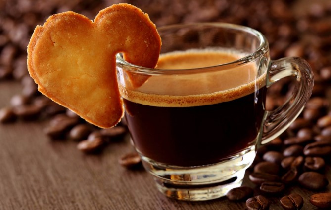 Філіжанку кави? Велике дослідження підтвердило користь кави для здоров’я печінки