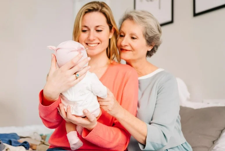 Універсальна практика для найменших пацієнтів: нові глобальні рекомендації ВООЗ щодо методу кенгуру