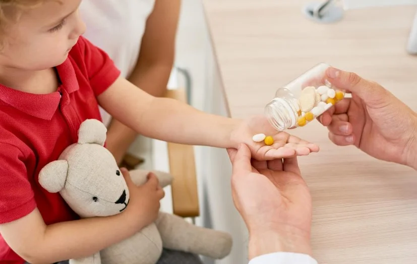 FDA обмежує використання добавок фтору в дітей: останні докази та клінічні наслідки