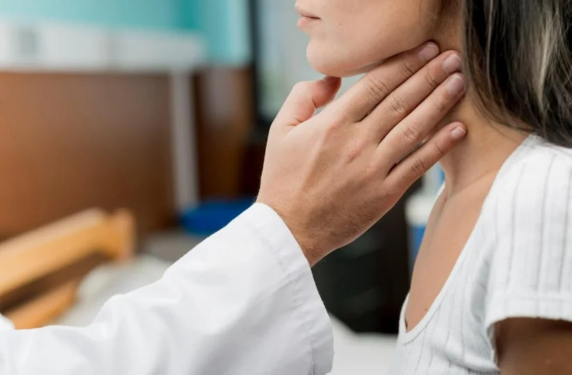 Інноваційна технологія ендоскопічного доступу до складних пухлин гортані