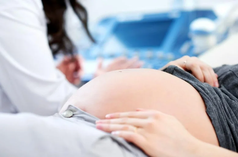 Лікарі презентують перший у своєму роді зонд для внутрішньоутробного контролю стану плода під час операцій