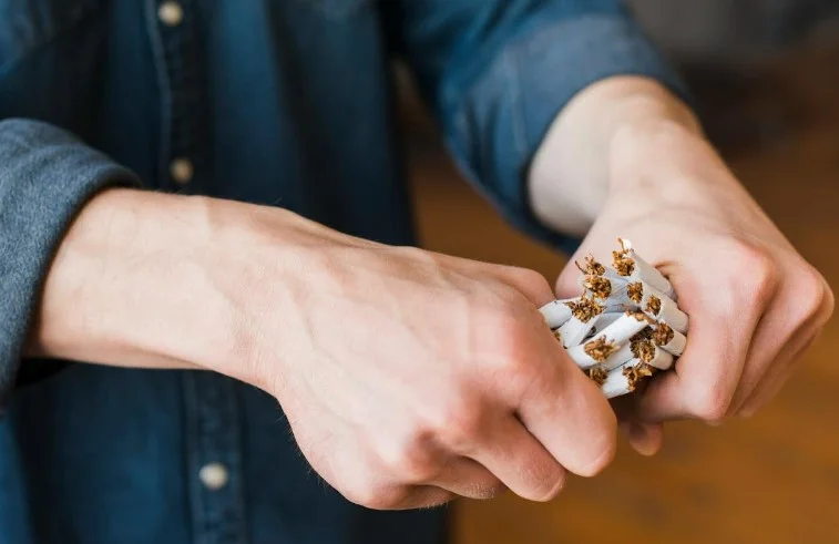 Заборона тютюну для майбутніх поколінь в Англії як інструмент профілактичної медицини